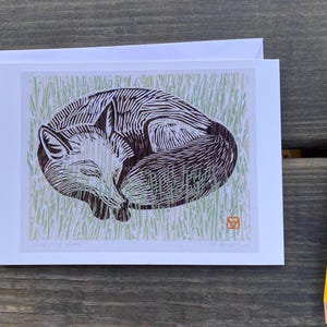 Carte de voeux renard endormi / impression de l'artiste du Maine Holly Meade