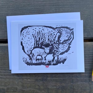 Grußkarte Lamm / Holly Meade Holzschnitt / Baby Lamm