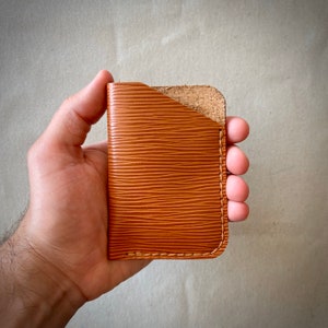 Cartera de piel hecha a mano con tarjetero elaborado con piel italiana de grano completo curtida vegetal / Cartera de piel minimalista / Whisky