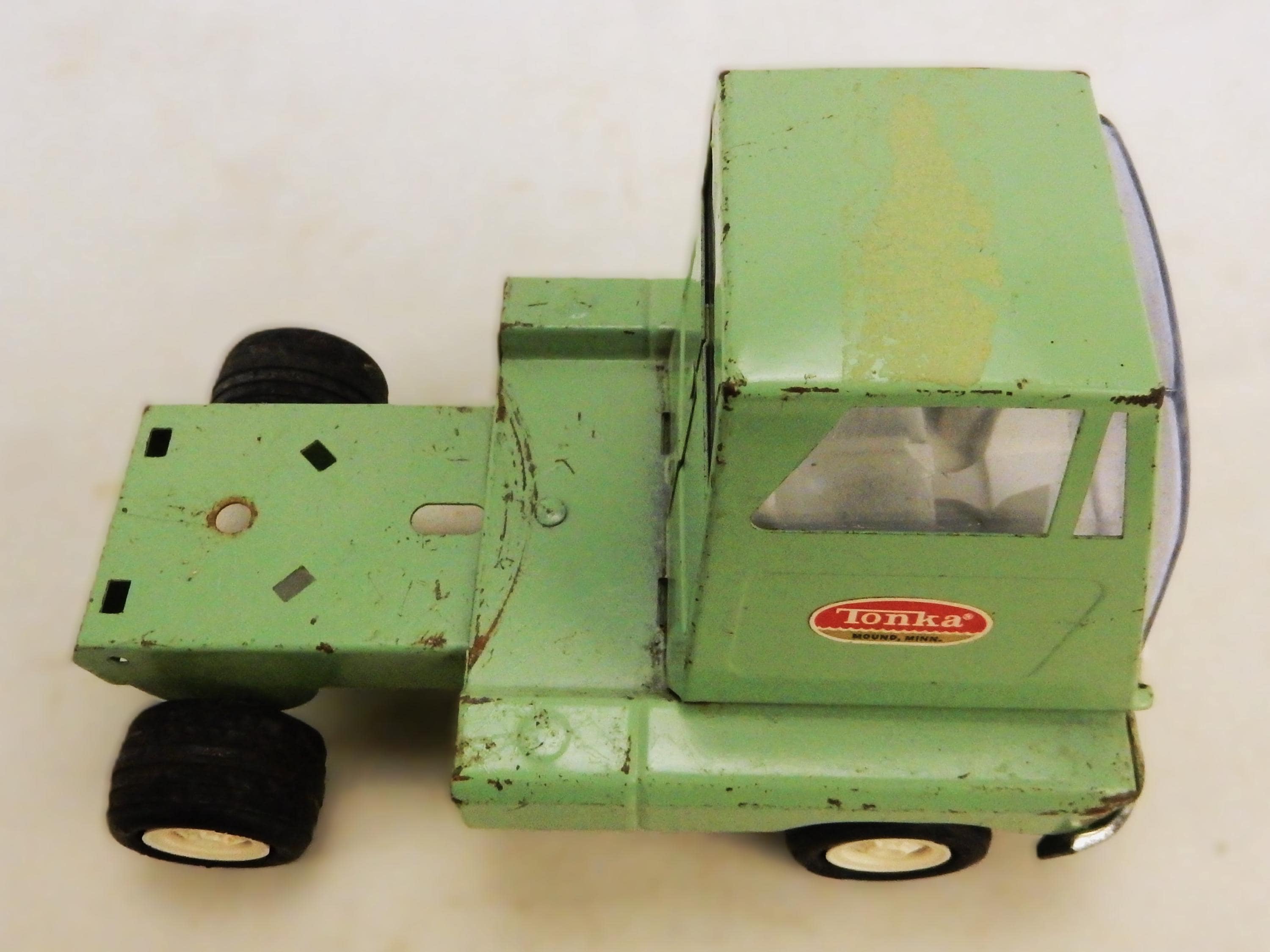 Tonka Pressed Metal Car Hauler, Lime Green, Vintage 1960s Tractor