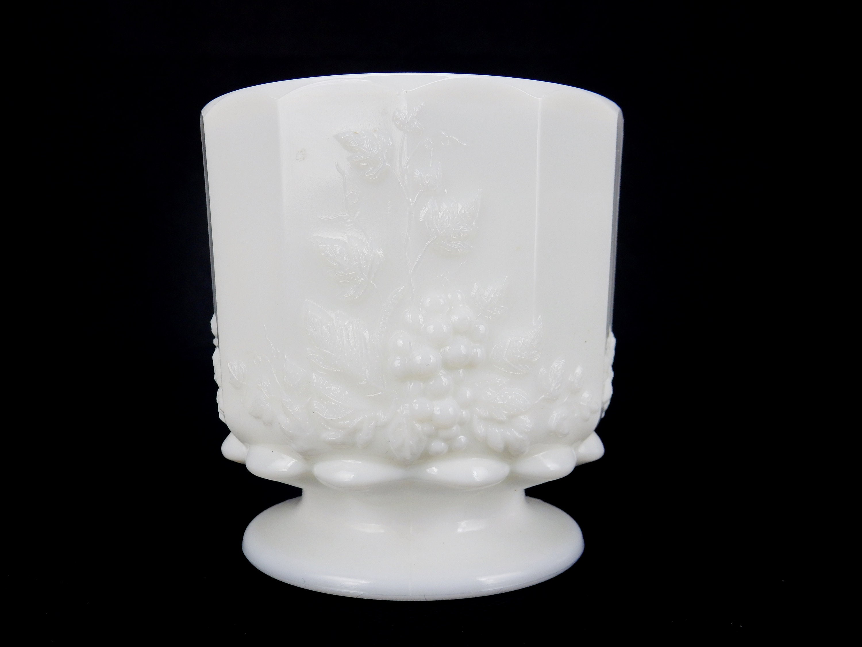 Vintage Signed Westmoreland Milk Glass 4 Footed Round Etsy