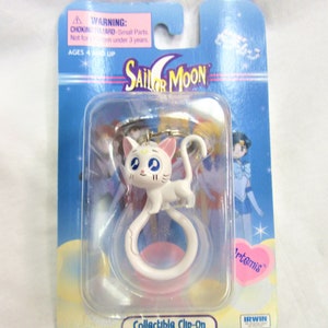 Vintage Sailor Moon Collectible Clip-On Figure- Artemis