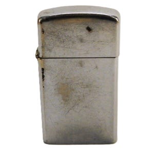 Isqueiro de bolso Zippo Brand Flip Top, fino, tom prateado, LTR-14
