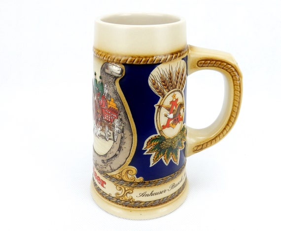 1989 Anheuser Busch AB Budweiser Bud Holiday Christmas Beer Stein Clydesdales