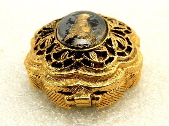 Vintage Brass Snuff/Pill Box, Gold Tone, Black En… - image 4