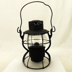 Dietz #999 Kerosene Railroad Lamp, N.Y.C.S. Lines, Swing Handle, Vintagee