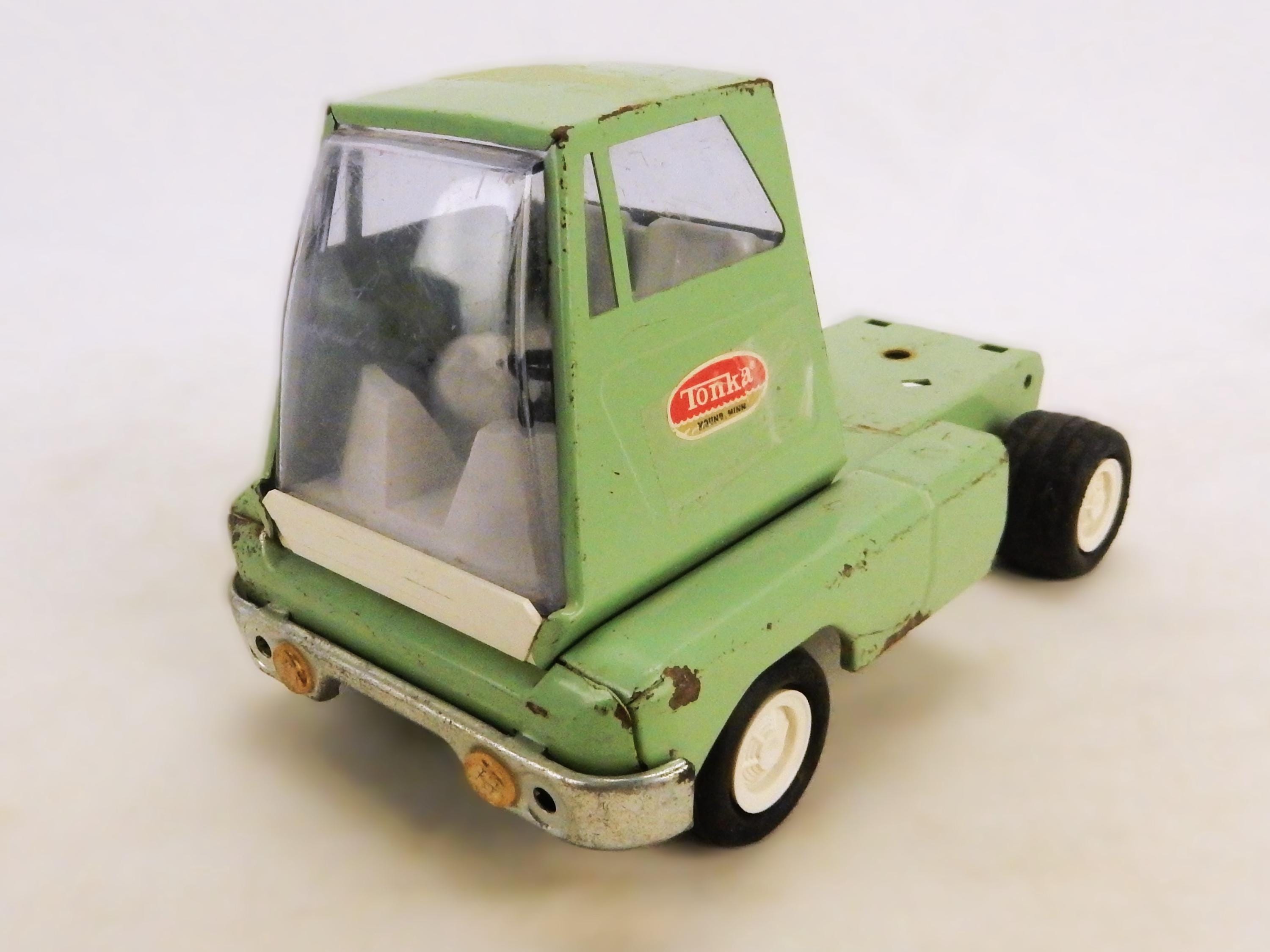 Tonka Pressed Metal Car Hauler, Lime Green, Vintage 1960s Tractor