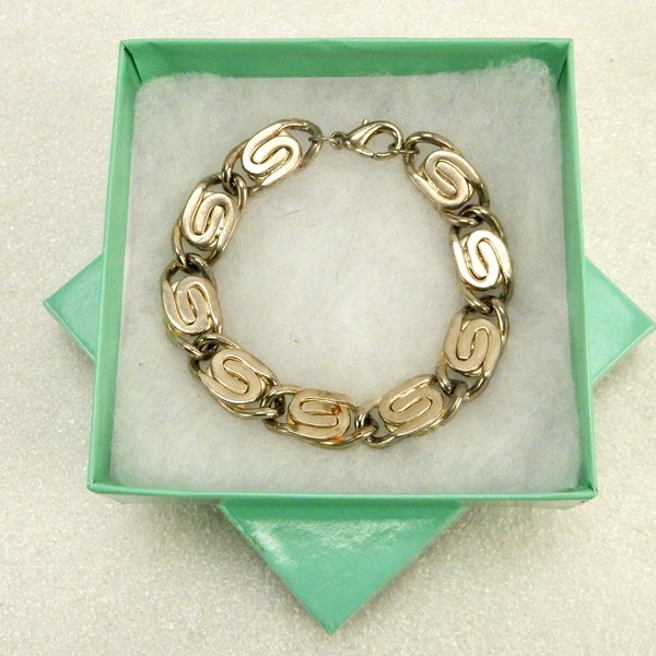 7" Curb Chain Bracelet, Gold Tone, Fold Over Clasp, Fashion Jewelry #JWL-187