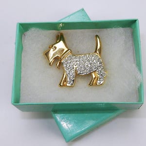 Scottish Terrier Brooch Pin, Gold Tone, Rhinestones Vintage Fashion Jewelry, JWL-451