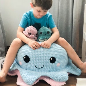 PDF crochet pattern octopus Lucy as a seat cushion