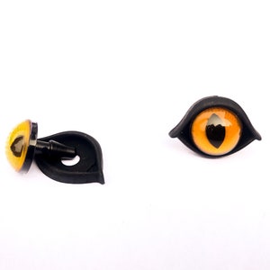 Eyelids for 15-16 mm eyes, almond-shaped