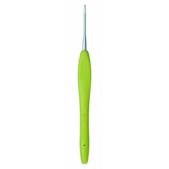 Clover Amour Crochet Hook - Size J (6.00 mm)