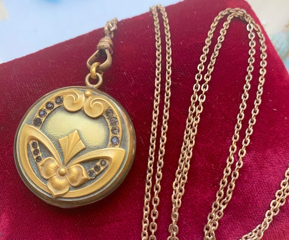 Flower Locket Necklace - Paste Locket - Victorian