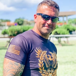 Warrant Officer Eagle Rising Chief Fit Performance T-shirt