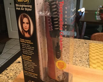 WET-DRY Straightening Hot Air Styler (New)