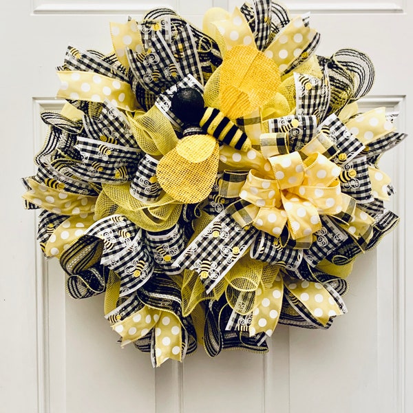 Happy Bees Deco Mesh Wreath, Bee Wreath, Summer, Spring, Bees, Honey Bees, Bumble Bees