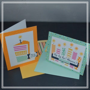 Cart anniversaire couleur vive avec gâteau et bougie
