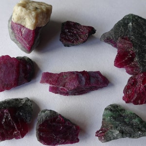 Lotto Ruby Anyolite 32,39 grammi, Longido Tanzania
