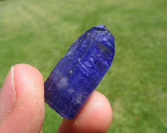 RUWE TANZANITE 10.88 gram Kristal, Mirerani Hills Tanzania