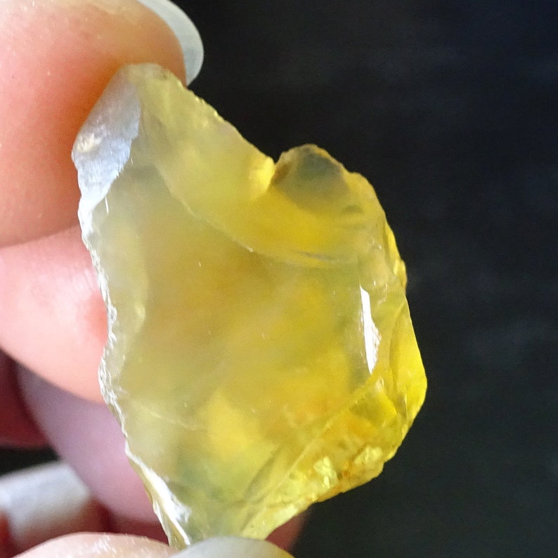 YELLOW OPAL 7.82 gram , Kigoma Tanzania image 3