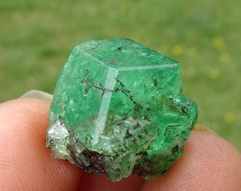 Matriz de Tsavorita 7,38 gramos Cristal, Mererani Hills Tanzania