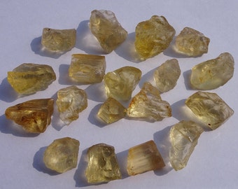 Lot Rough Yellow Scapolite 41.88 gram Marialite, Mlembule Mpwapwa Tanzania