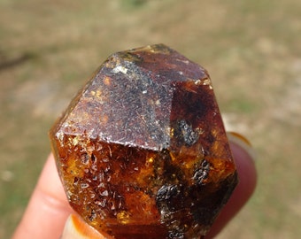 Grote ruwe spessartiet 60,2 gram kristal, Nani Loliondo Tanzania