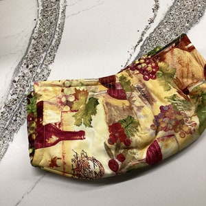 Reversible Microwave Bowl Pot Holder/Cozy - 1 large - wine print