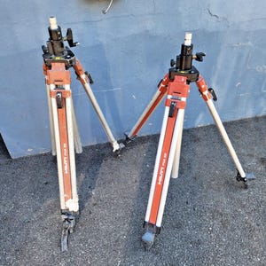 Lot 2 Hilti PUA 32 crank tripod contractors builders tripods surveying equipment image 4