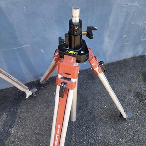 Lot 2 Hilti PUA 32 crank tripod contractors builders tripods surveying equipment image 5
