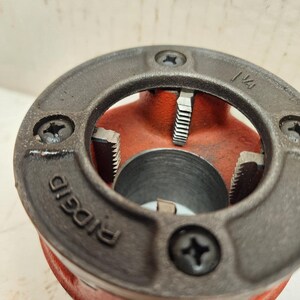 Ridgid 1-1/4 NPT Pipe Threader The Head Cutting Head Cutting Slip BSPT image 2