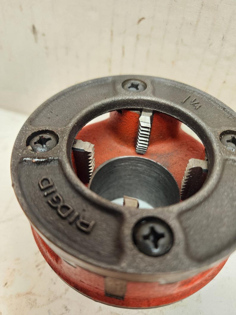 Ridgid 1-1/4 NPT Pipe Threader The Head Cutting Head Cutting Slip BSPT image 2