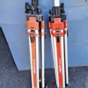 Lot 2 Hilti PUA 32 crank tripod contractors builders tripods surveying equipment image 9