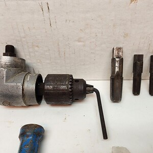Lot Spiral Reamers, Greenlee 706 Head, Milwaukee Right angle head, Pipe taps image 8