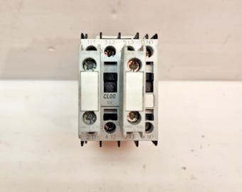 Contactor GE General Electric CLOOA310T, 600 V CA máx., 25 amperios, bobina de 110-120 V