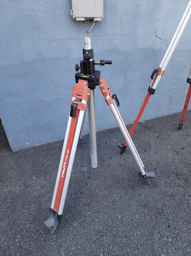Hilti PUA 32 crank tripod contractors builders tripods, surveying equipment. image 2