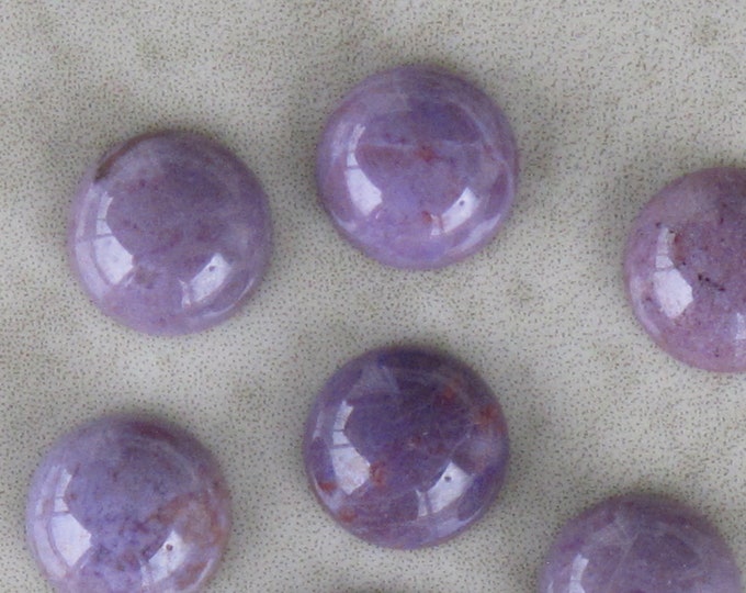 High grade Purple Jade Cabochon for Ring or Lapidary - Round - 8 mm - Natural Stone  - Undyed - GRADE B - Item 462B