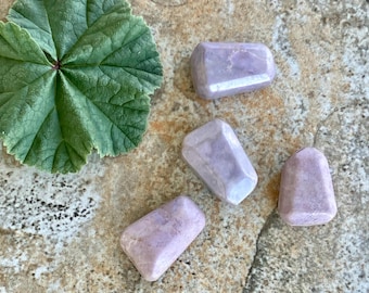 Lot Freeform Geometric Nugget Facetted Turkish Purple Jade Beads - Natural Stone Beads - Lavender Purple Jadeite - Item 768