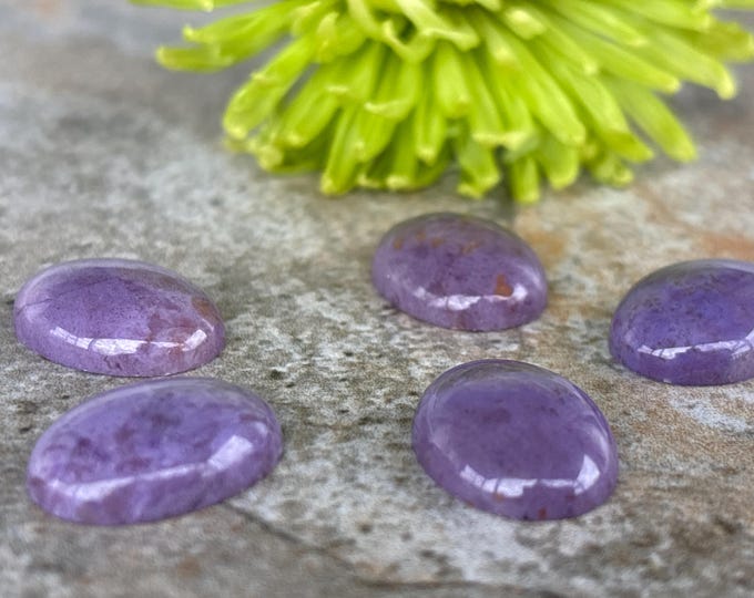 High Grade Turkish Purple Jade Cabochon for Lapidary - Oval - 12 x 16 mm - Natural Stone from Turkey - Undyed - GRADE A - Item 455
