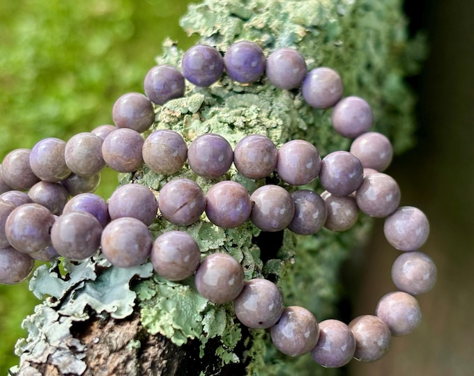Medium Round Turkish Purple Jade Beads - Natural Stone Beads - Lavender Jadeite - 8 mm Round - Item 217j