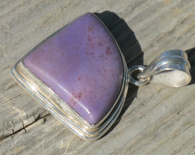 Purple Jade Pendant -Fan - Turkish Purple Jade Pendant - Natural Stone Sterling Silver - Item 567