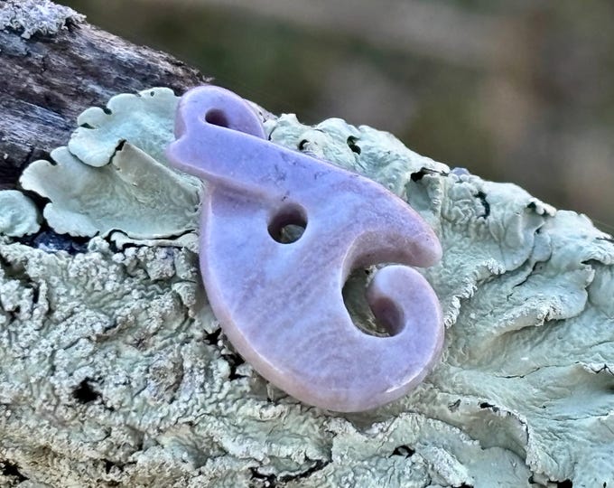 Turkish Purple Jade - Pendant - Tribal - Natural Stone from Turkey - Hand carved - Undyed - Item 342