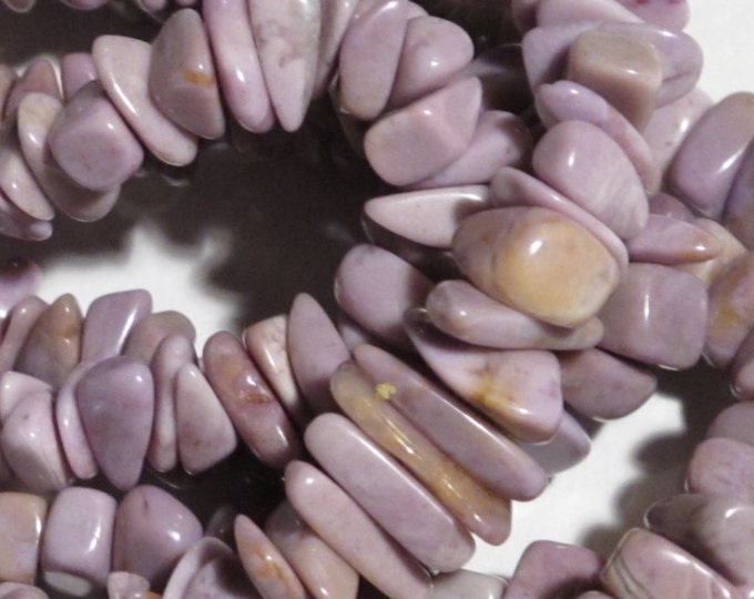 Lavender Jade Beads - Natural Stone Beads - Undyed - Chips - Graduated