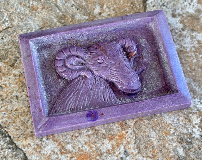 Bighorn Ram Sheep Purple Jade - Large Oversized Cabochon for Belt Buckle or Brooch - Turkish Lavender Jadeite - Natural stone - Item 543