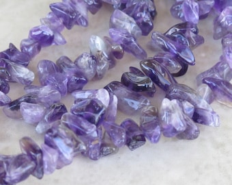 LONG STRAND Amethyst Medium Nugget Chip Beads - Natural Stone Beads - Lavender Purple - Item 427
