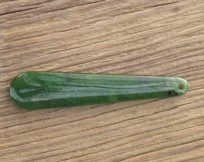 British Columbia Nephrite - Pendant - Green Natural Stone from Canada - Undyed - Item 387
