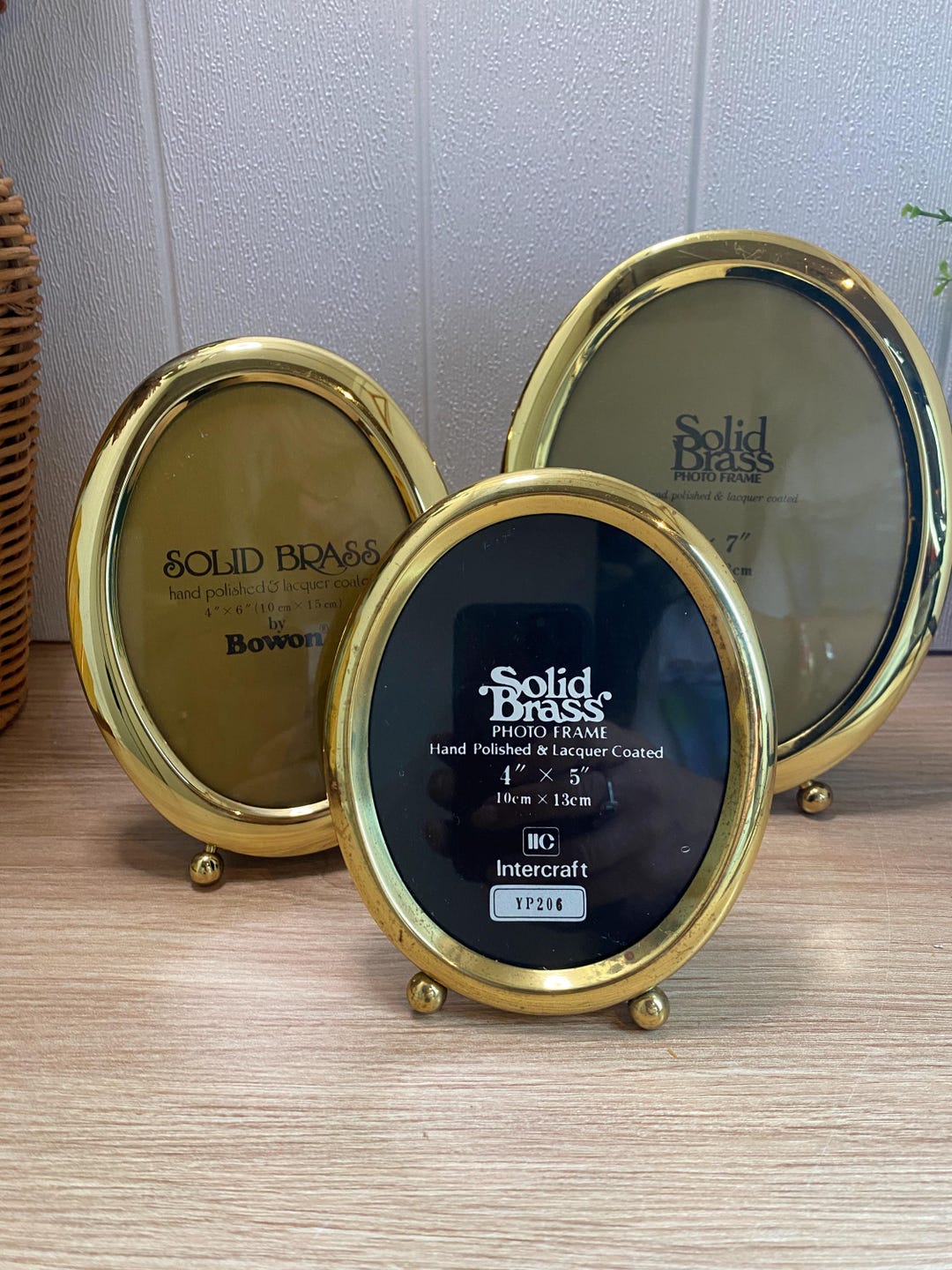 Solid Brass Oval Photo Frame Set, Hand Polished Lacquer Coated Footed ...