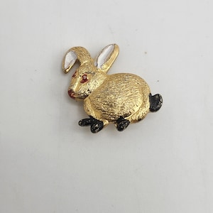 Vintage Pressed Metal Tin Bunny Rabbit Brooch Pin