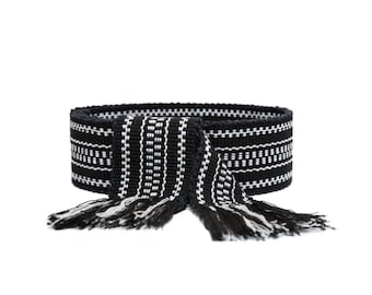 Black woven belt Long belt Ukrainian Sash Hand made belt Ethnic strap Handwoven Traditional shirt Textile sash Folk Hippie Woven ribbon