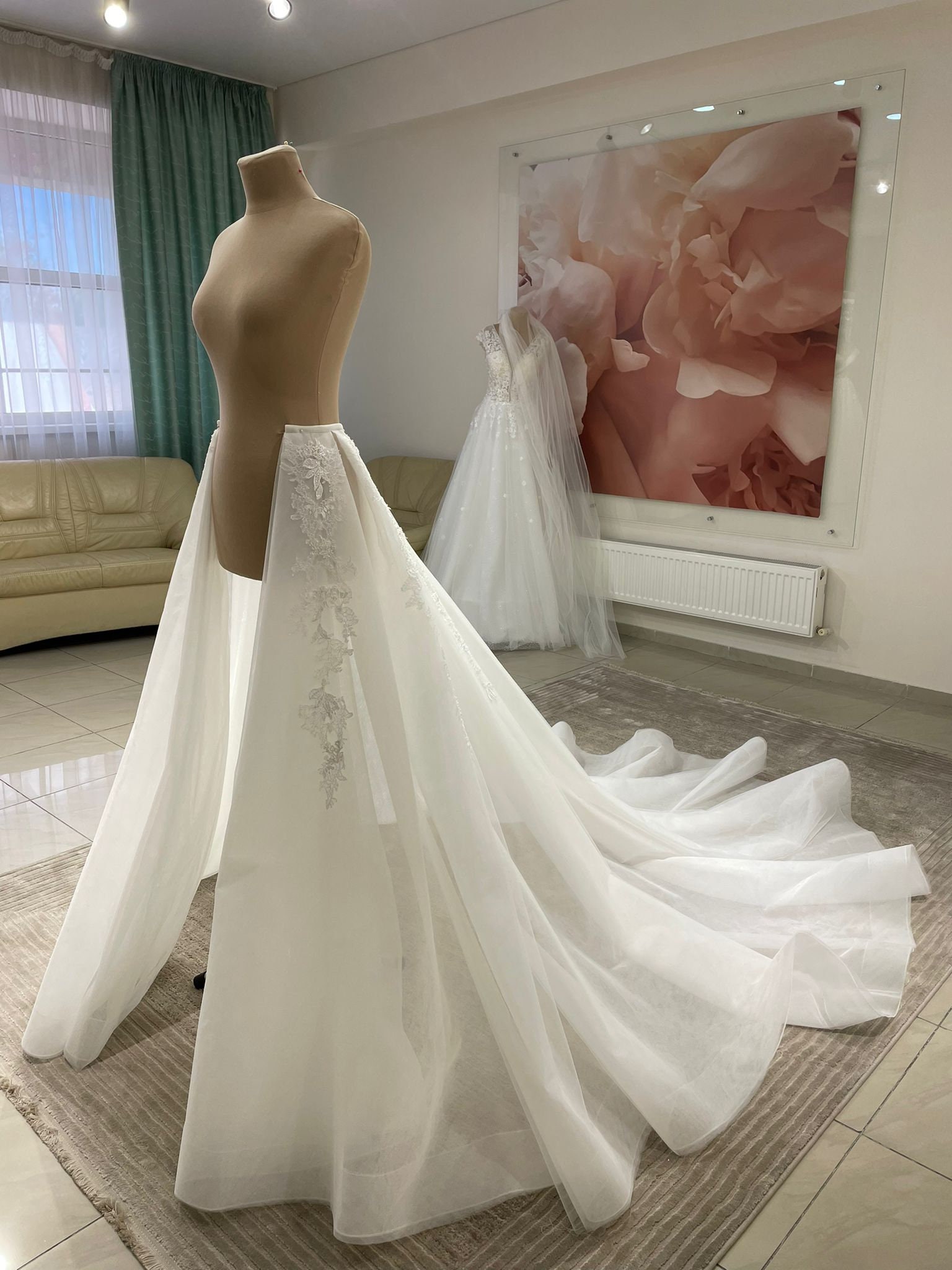 26+ Wedding Dress With Removable Train